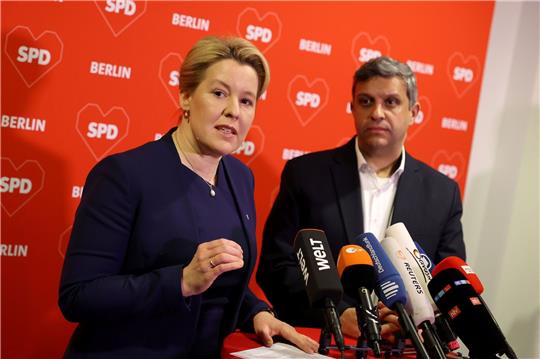 Die Berliner SPD-Landesvorsitzenden Franziska Giffey und Raed Saleh haben in den vergangenen Wochen für den Koalitionsvertrag mit der CDU geworben.