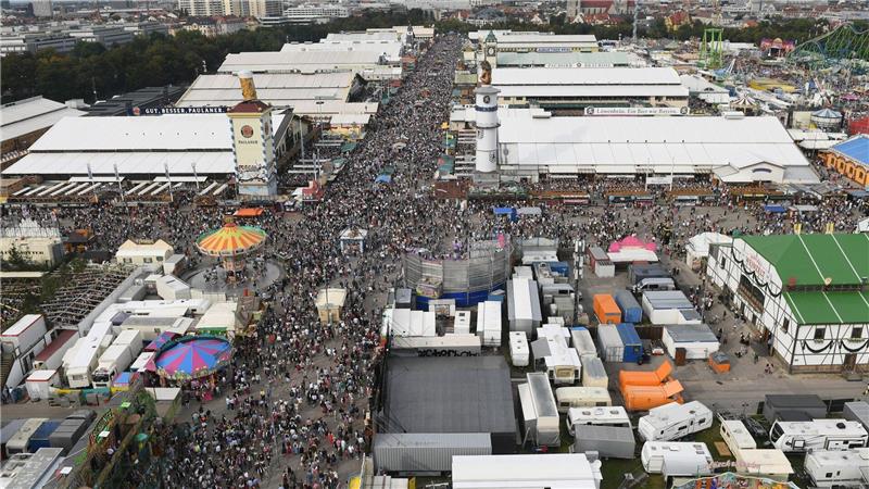 Die Bewebung um die Wiesn-Zelte läuft. (Archivbild)