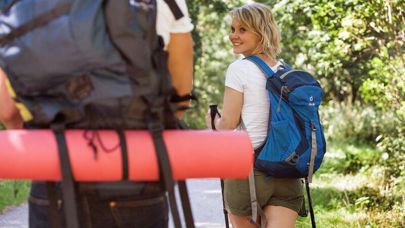 6 Gründe, warum Wandern gesund und glücklich macht Die Bewegung in der freien Natur hält nicht nur fit, sondern wirkt sich auch auf die Psyche aus.