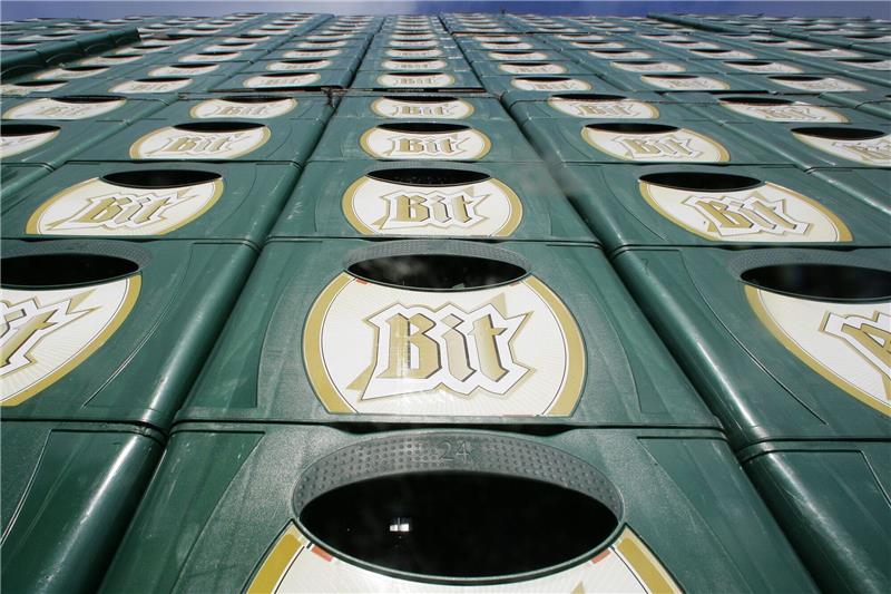 Bitburger: Braubranche braucht regelmäßige Preiserhöhungen Die Bitburger Braugruppe hatte im vergangenen Jahr für einen Teil ihrer Marken die Preise erhöht und in diesem Jahr eine weitere Preiserhöhung vollzogen.