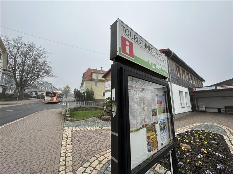 Die Braunlage-Tourismus-Marketing-Gesellschaft, die unter anderem auf die Tourist-Infos betreibt, hat zum Jahresende ein Minus in Höhe von 120.000 Euro. Foto: Eggers