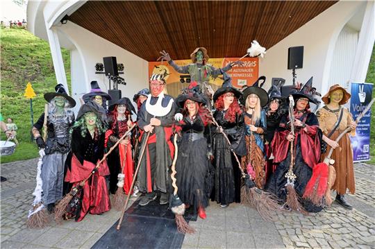 Die Bruchberghexen und der Teufel sind die Hingucker der Walpurgisnacht in Altenau. Foto: Neuendorf