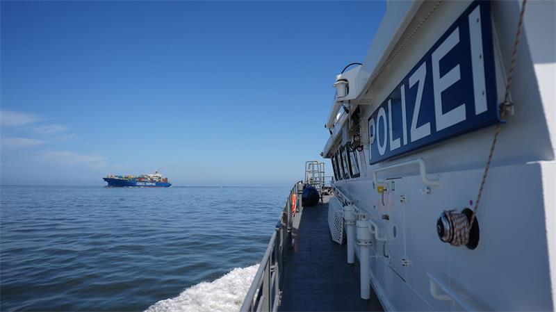 Die „Bürgermeister Brauer“ sorgt bis kurz vor Helgoland für Sicherheit im Schiffsverkehr. (Archivbild)