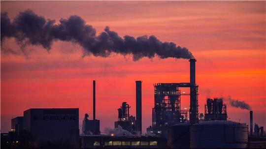 Die Bundesbank sieht für 2026 erste Lichtblicke für die deutsche Wirtschaft nach drei mageren Jahren. (Symbolbild)