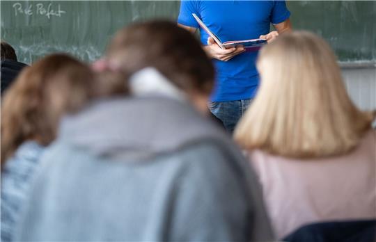 Die Bundesbildungsministerin hatte sich für Zivilschutzübungen an Schulen ausgesprochen.