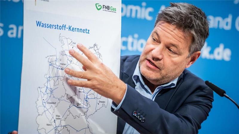 Bau von bundesweitem Wasserstoff-Kernnetz genehmigt Die Bundesnetzagentur hat grünes Licht für den Plan von Minister Habeck zum Bau wichtiger Wasserstoff-Leitungen in Deutschland gegeben (Archivbild).