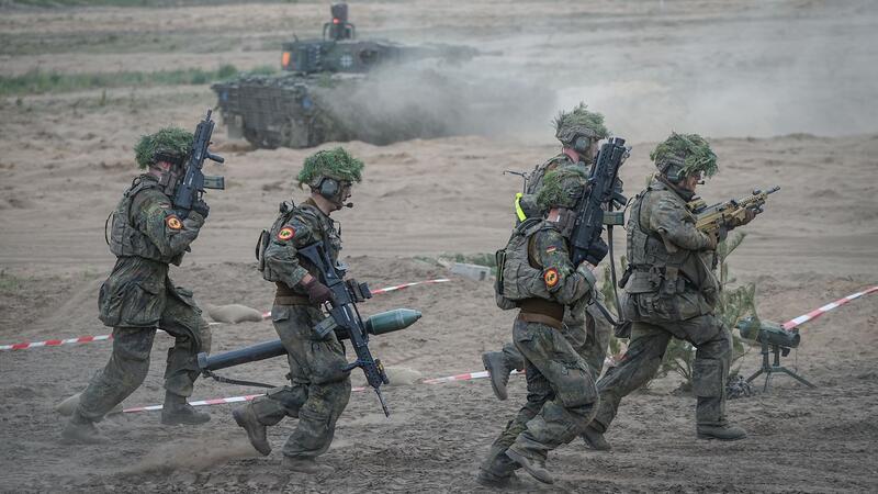 Nato beendet größtes Manöver seit 80er Jahren Die Bundeswehr beteiligte sich unter anderem mit einem Großmanöver mit dem Namen Quadriga 2024 an Steadfast Defender.