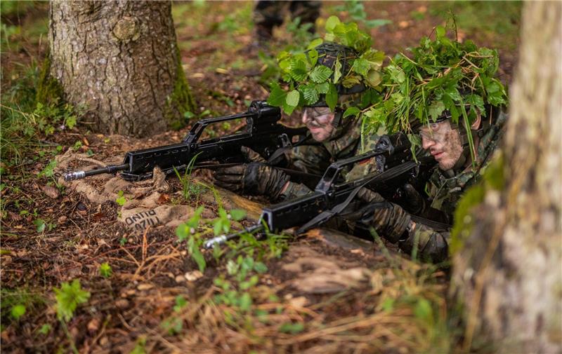 Verband: Bundeswehr-Reservisten auf Einsetzbarkeit prüfen Die Bundeswehr hat Probleme, genügend Soldaten zu finden. Es gibt allerdings noch einige Reservisten.
