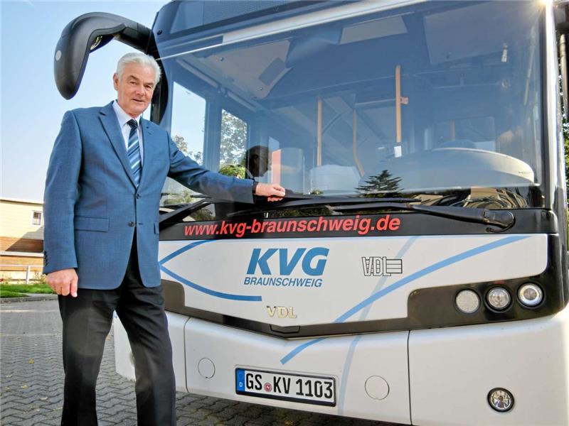 Die Busse der KVG waren 40 Jahre lang so etwas wie ein Lebensmittelpunkt von Alfred Küne. Foto: Schlegel