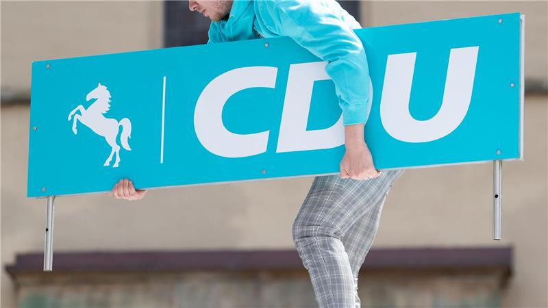 Die CDU-Fraktion verweist auf interne Verfahren, die transparente Einstellungen sicherstellen sollen. (Archivbild)