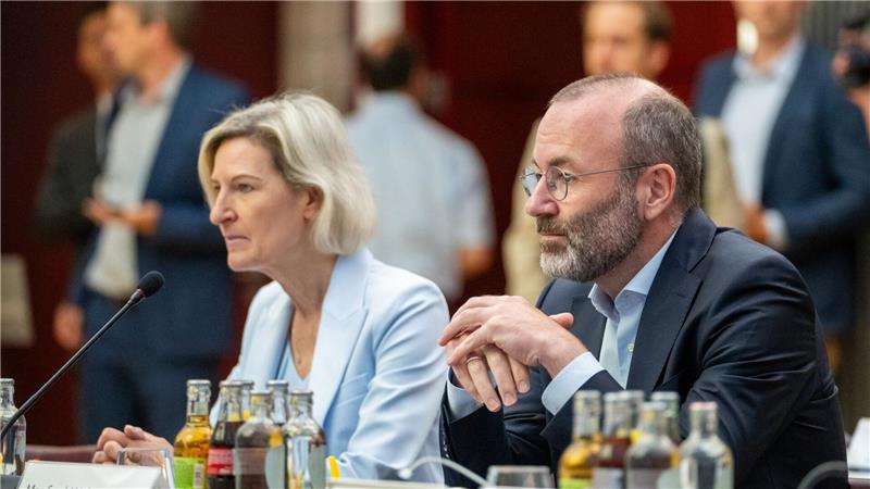 Die CSU-Politikerin Angelika Niebler ist im Europäischen Parlament Mitglied der EVP-Fraktion, die von ihrem Parteifreund Manfred Weber geführt wird. (Archivbild)
