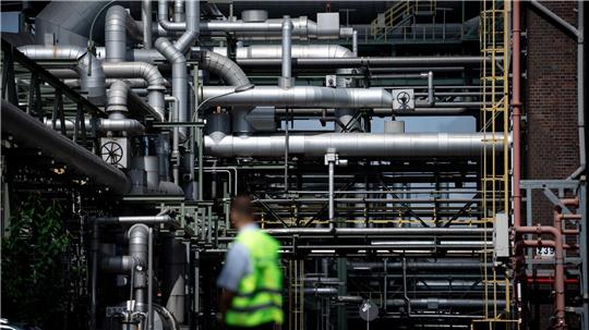 Die Chemie-Industrie hat mit gestiegenen Energiepreisen zu kämpfen. (Archivbild)