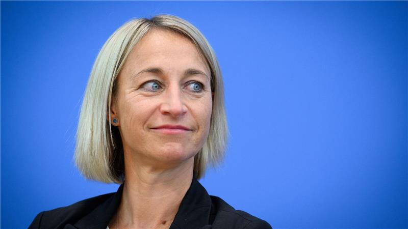 Die Co-Vorsitzende der Kommission, Nadine Schön, sieht zunächst einmal kein Regulierungsdefizit. (Archivbild)