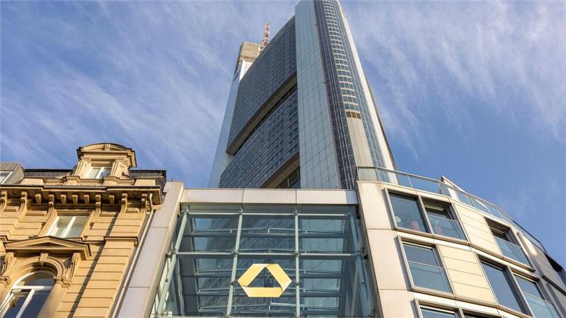 Commerzbank mietet neuen Wolkenkratzer Die Commerzbank mietet ein neues Hochhaus im Frankfurter Finanzviertel (Archivbild)