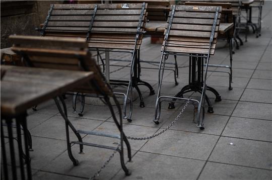Die DIHK registriert immer weniger Unternehmens-Neugründungen - vor allem in der Gastronomie zeigt der Trend nach unten.