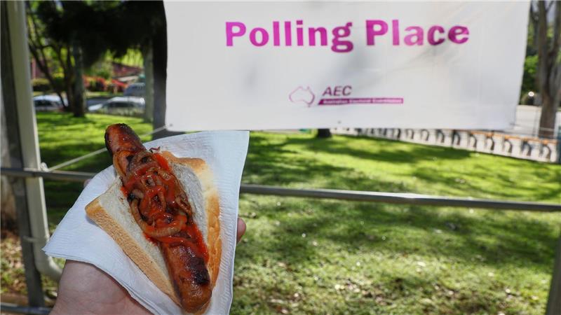 Die Demokratiewurst hat bei Wahlen in Down Under eine lange Tradition.