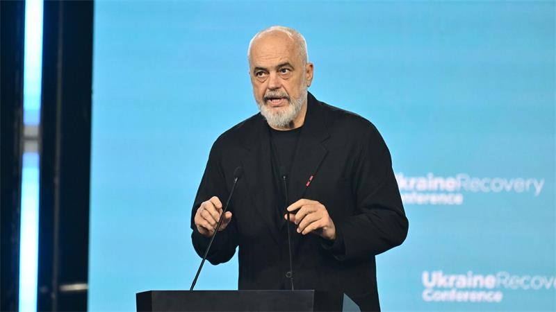 Die Demonstranten verlangen den Rücktritt von Regierungschef Edi Rama, der das Projekt in der Narta-Laguna bedingungslos zu unterstützen scheint. (Archivbild) 