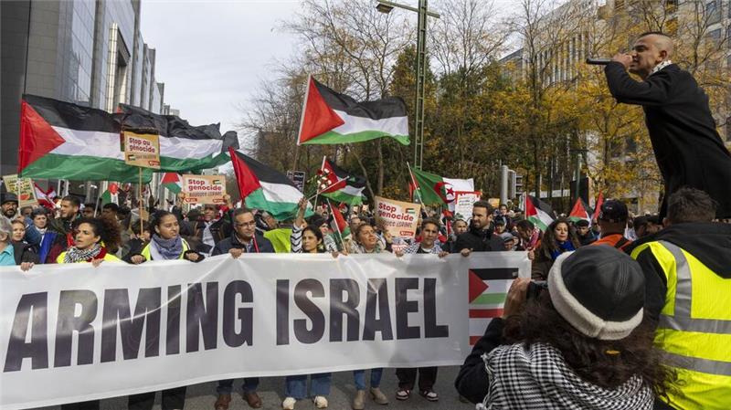 Über 30.000 auf Demo in Brüssel für Waffenruhe in Nahost Die Demonstranten zogen vom Nordbahnhof der belgischen Hauptstadt in das Europaviertel.