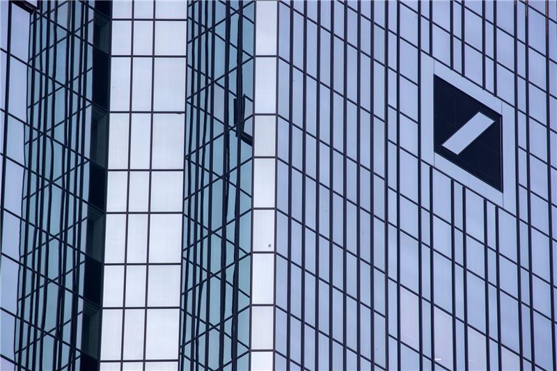 Die Deutsche Bank muss sich mehr in Sachen Geldwäsche bemühen.