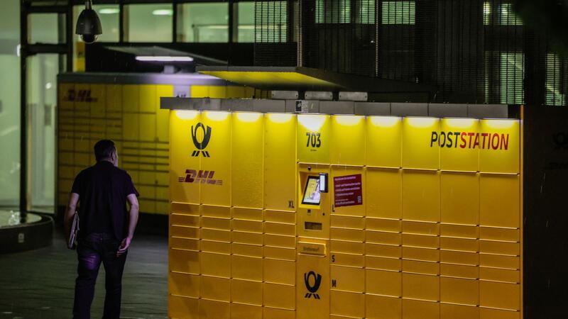 Die Post setzt immer stärker auf Automaten Die Deutsche Post betreibe derzeit rund 700 Poststationen - das sind 600 mehr als noch ein Jahr zuvor.
