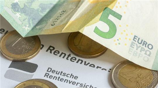 Die Deutsche Rentenversicherung hat bereits auf Basis des Entwurfs aus dem Bundesarbeitsministerium Vorbereitungen getroffen, um die Bearbeitung von Renten mit Rentenbeginn ab Januar 2025 sicherzustellen. (Archivbild)