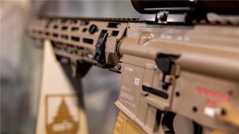 Die EU-Kommission will, dass die Ukraine Rüstungsgüter vorrangig in Europa kauft.  (Archivbild)