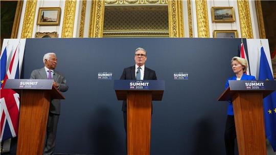 Die EU-Spitze und der britische Premierminister Starmer präsentierten die Einigung höchst zuversichtlich.
