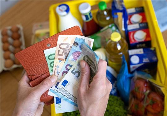 Die EZB erwartet in diesem Jahr eine Inflationsrate von durchschnittlich 5,3 Prozent.