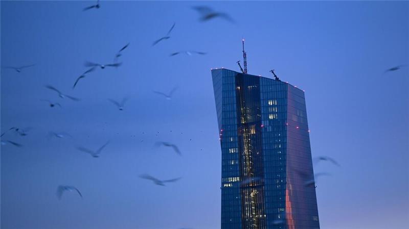 EZB zwischen Konjunktursorgen und hartnäckiger Inflation Die EZB stemmt sich gegen die hartnäckige Inflation (Archivbild)
