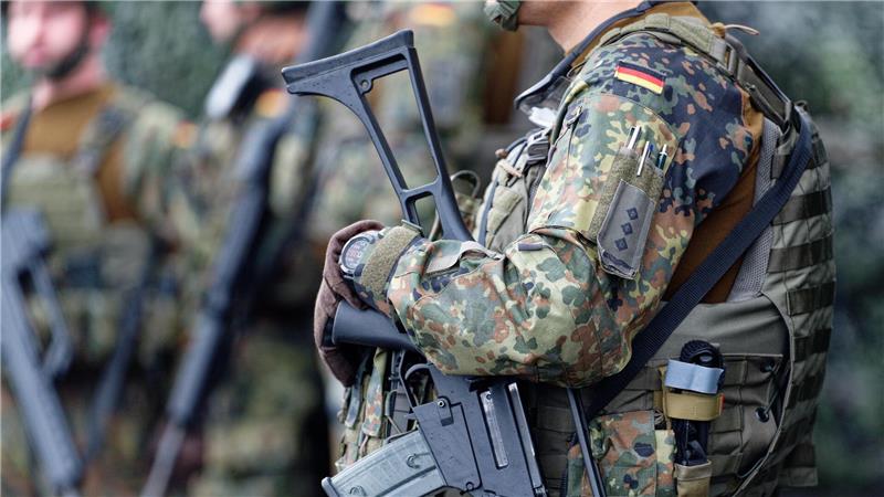 Die Einstellungs-Zahlen bei der Bundeswehr steigen. (Archivbild)