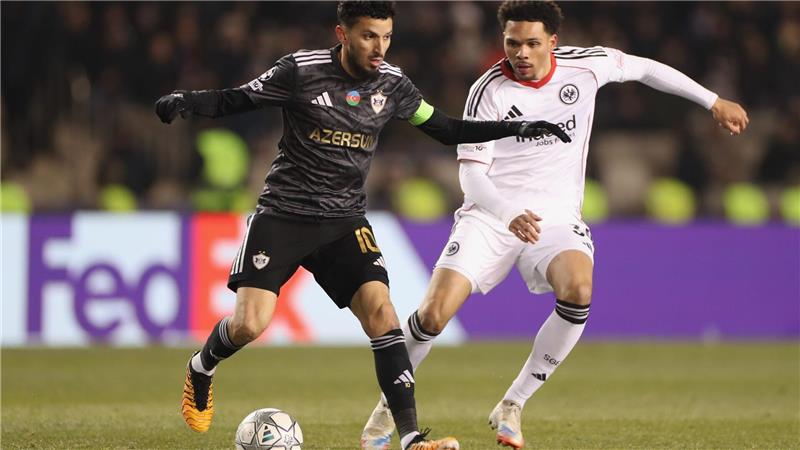 K.o. in letzter Minute: Frankfurt scheidet in Baku aus Die Eintracht zeigte in Baku große Moral - und eine schwache Schlussphase.