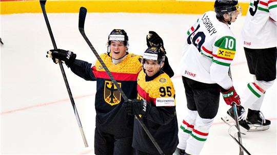 Die Eishockey-Nationalmannschaft startete erfolgreich in die WM.