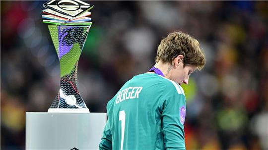 Die Entscheidung naht, ob es in der Nationalelf mit Torhüterin Berger weitergeht.