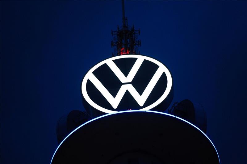 VW: Teile von eigenem Betriebssystem in neuen Fahrzeugen Die Entwicklung von in großem Umfang selbst erstellter Automobil-Software ist ein zentrales Zukunftsfeld bei VW.