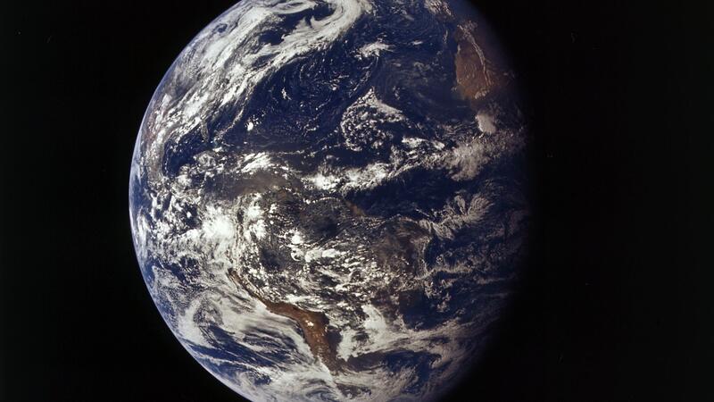 Klimawandel macht die Tage länger Die Erde rotiert - im Zuge des Klimawandels nun langsamer. (Archivbild)
