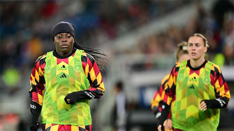 Mittelstürmerinnen-Casting: DFB-Frauen suchen WM-Torjägerin Die Ex-Frankfurterin Nicole Anyomi kämpft um einen Platz im DFB-Team.