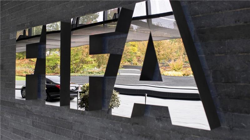 Nach Ermittlungen: FIFA streicht Schiedsrichter von WM-Liste Die FIFA streicht einen als Video-Referee für die WM nominierten Niederländer von der Schiedsrichter-Liste. (Archivbild)