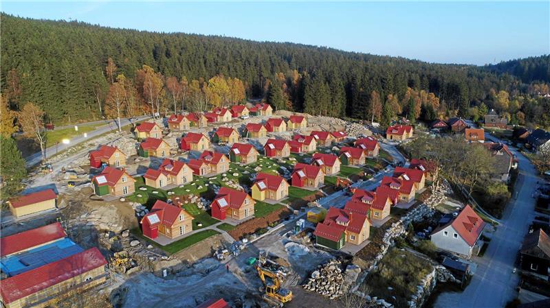 Die Feriensiedlung in Schierke besteht aus 36 Gebäuden mit 196 Betten.  Foto: Bein