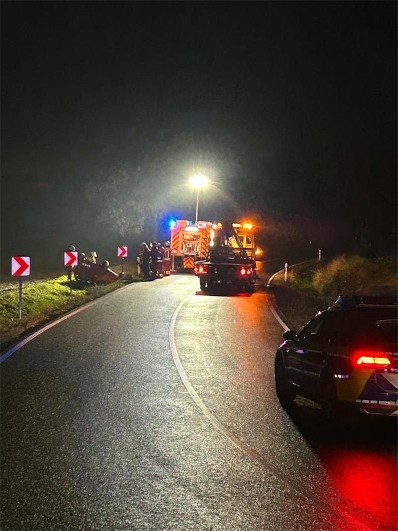 Die Feuerwehr Lutter rückt zu einem Unfall auf der B248 aus. Foto: Feuerwehr Lutter