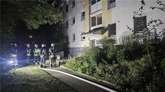 Die Feuerwehr ist zu einem Zimmerbrand ausgerückt.