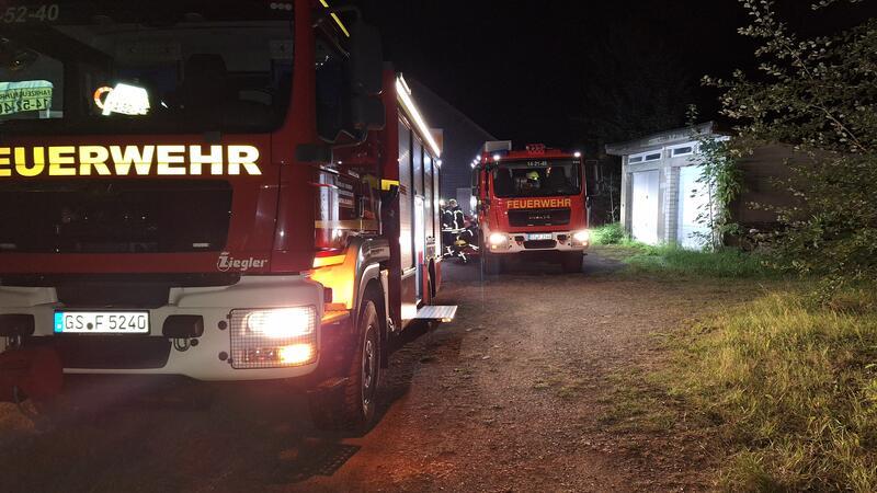 Die Feuerwehr rückt Mittwochabend zu einem Brand am Dorotheer Zechenhaus aus.