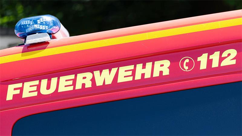 Die Feuerwehr war gegen 19.30 Uhr zu dem Brand in der Südstadt gerufen worden. (Symbolbild)
