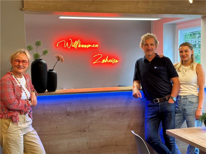 Investition von einer Million Euro in den Standort Braunlage Die Firma Heise Haustechnik ist nach wie vor fest in Familienhand (von links): Martina, Stefan und Lotta Heise. Foto: Eggers