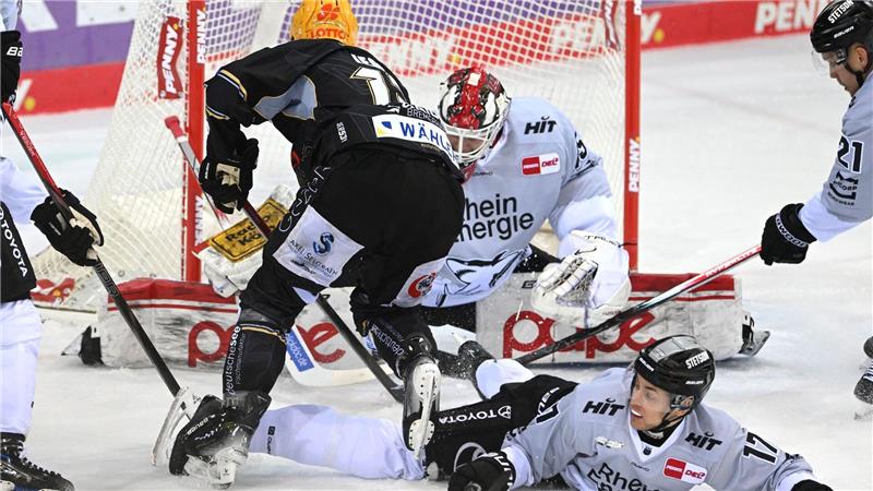 Bremerhaven verkürzt erneut in DEL-Playoffs gegen Köln Die Fischtown Pinguins und die Kölner Haie lieferten sich im Playoff-Viertelfinale ein enges Spiel.