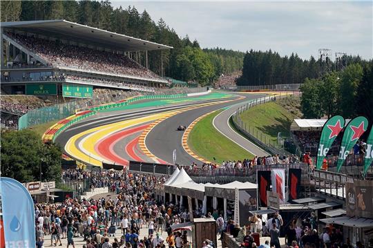 Die Formel 1 verabschiedet sich mit dem Rennen in Spa in die Sommerpause.