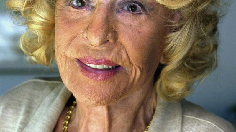 Maischberger hält Riefenstahl für überzeugte Faschistin Die Fotografin und Regisseurin Leni Riefenstahl im Jahr 2002. (Archivfoto)