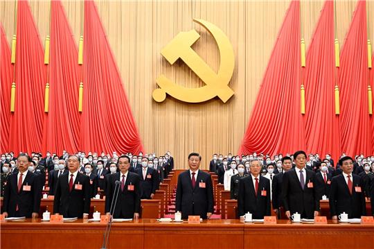 Die Führungsriege um Ministerpräsident Xi Jinping beim nur alle fünf Jahre stattfindenden Parteitages in Peking.