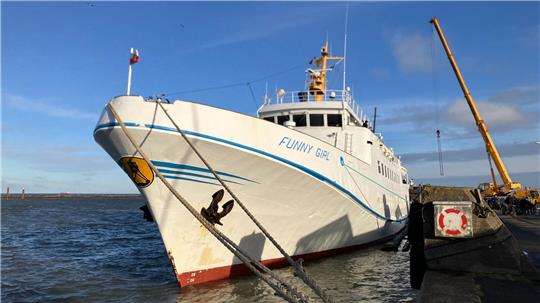 Die „Funny Girl“ erreicht am Abend Cuxhaven. (Archivbild)