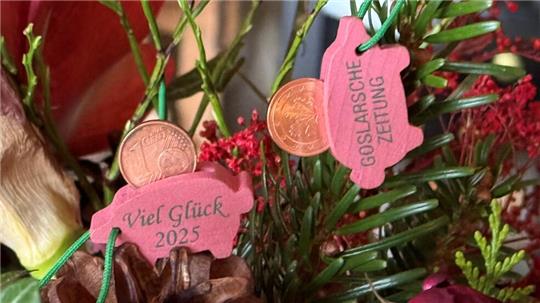 Die GZ-Glücksschweinchen machen überall eine gute Figur. Es gibt sie wieder in Braunlage und St. Andreasberg jeweils um 10 Uhr zu Silvester.