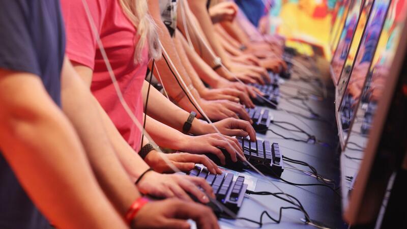 Spielemesse Gamescom erstmals in Brasilien Die Games-Branche ist schon seit Jahren auf Wachstumskurs, deutsche Entwickler spielen hierbei aber nur eine Nebenrolle.